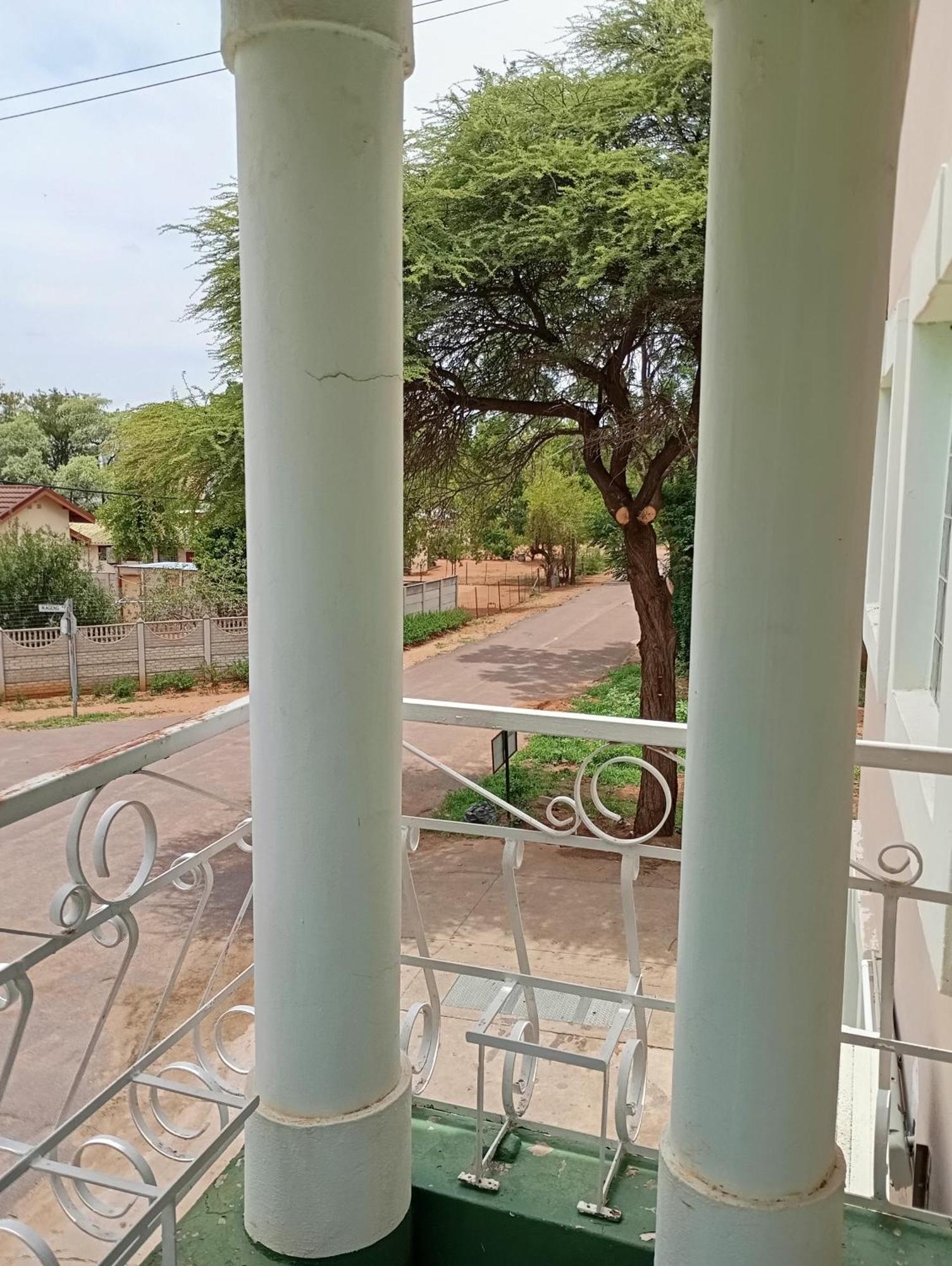 Brackendene Lodge Gaborone Exterior foto